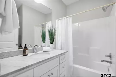 2009 Grassy Ridge Lane, Tyler, TX 75703 - Photo 35