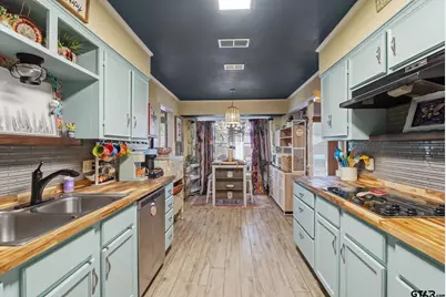 2225 Tweed Ct., Tyler, TX 75703 - Photo 9