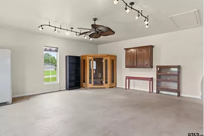 219 W Twin Creeks Trl, Troup, TX 75789 - Photo 29