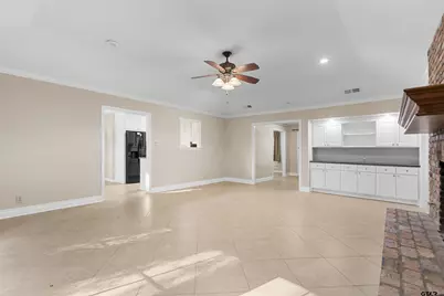 505 Bentley Ct, Tyler, TX 75703 - Photo 3