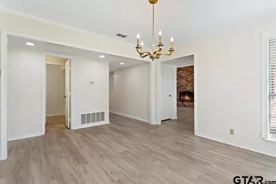 2110 Macbeth, Tyler, TX 75703 - Photo 11