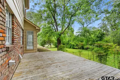 2110 Macbeth, Tyler, TX 75703 - Photo 33