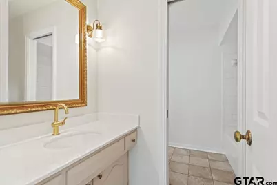 2110 Macbeth, Tyler, TX 75703 - Photo 23