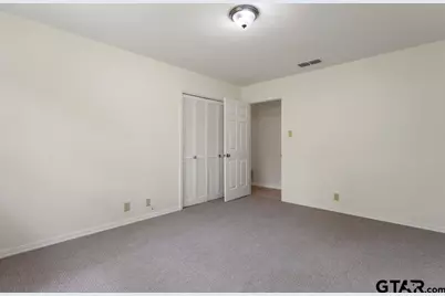 2110 Macbeth, Tyler, TX 75703 - Photo 25