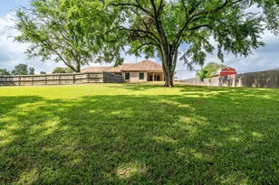 13165 Vicki Lynn Ln, Troup, TX 75789 - Photo 11