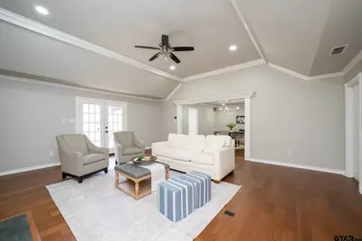 1427 S Wall Ave, Tyler, TX 75701 - Photo 15