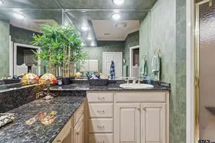 1101 Garden Park Cir, Tyler, TX 75703 - Photo 17