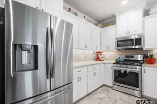 225 Patience Ave, Lindale, TX 75771 - Photo 15