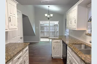 5903 Hollytree, Tyler, TX 75703 - Photo 11