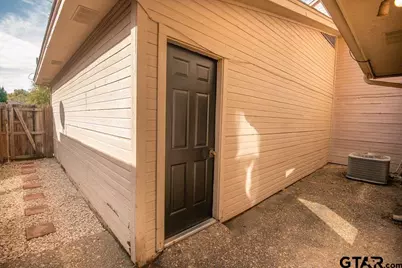 5903 Hollytree, Tyler, TX 75703 - Photo 27