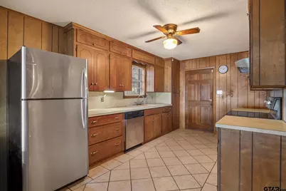 17198 Lakeview Dr., Flint, TX 75762 - Photo 13