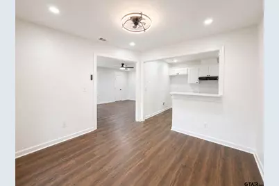 1812 N Bois D Arc, Tyler, TX 75702 - Photo 9