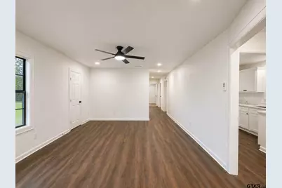 1812 N Bois D Arc, Tyler, TX 75702 - Photo 5