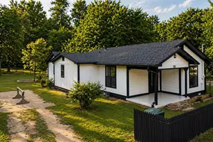 1812 N Bois D Arc, Tyler, TX 75702 - Photo 3