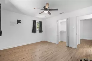 601 Ravenwood Dr, Athens, TX 75751 - Photo 9