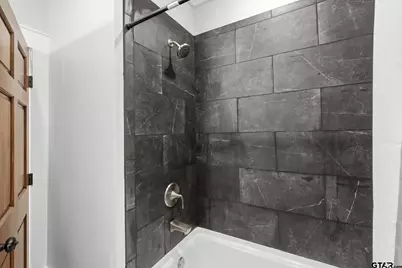 405 W Camp St, Jefferson, TX 75657 - Photo 17