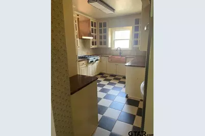 114 E Second, Tyler, TX 75701 - Photo 9