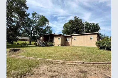 216 Hickory St, Gladewater, TX 75647 - Photo 25