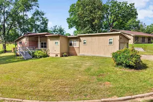216 Hickory St, Gladewater, TX 75647 - Photo 23