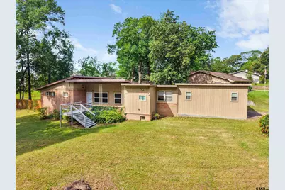 216 Hickory St, Gladewater, TX 75647 - Photo 1