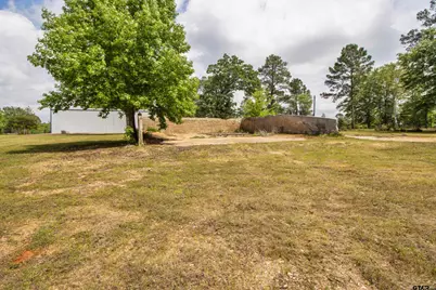 112 Lori Ln, Longview, TX 75602 - Photo 7