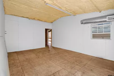 112 Lori Ln, Longview, TX 75602 - Photo 29