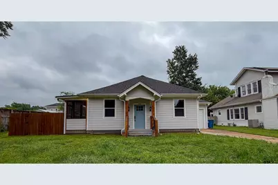 305 S Mill, Winnsboro, TX 75494 - Photo 1