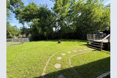 1048 Edgewood, Jacksonville, TX 75766 - Photo 17