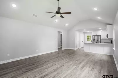 19025 County Road 484, Mineola, TX 75773 - Photo 11
