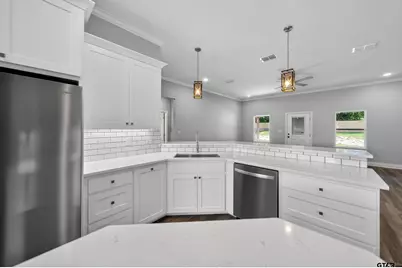105 W Teal Drive, Troup, TX 75789 - Photo 11