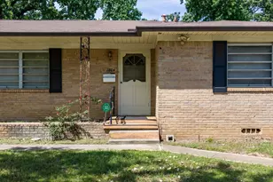 1804 De Charles St, Tyler, TX 75701 - Photo 5