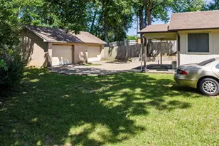 1804 De Charles St, Tyler, TX 75701 - Photo 25