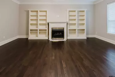 1928 Hollylake Cir, Tyler, TX 75703 - Photo 3