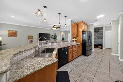 702 Jaxon Drive, Whitehouse, TX 75791 - Photo 11