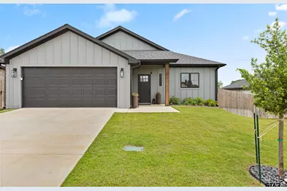 17322 Crossing Circle, Lindale, TX 75771 - Photo 3