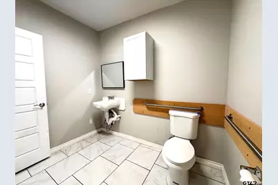 1721 N Edwards Ave., Mt Pleasant, TX 75455 - Photo 9