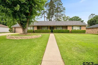 505 Country Club Dr, Marshall, TX 75672 - Photo 1