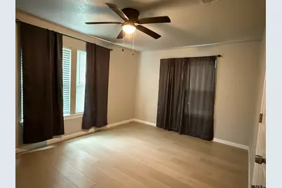 704 Lillian St, Wills Point, TX 75169 - Photo 13