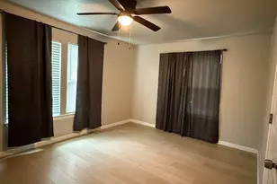 704 Lillian St, Wills Point, TX 75169 - Photo 13