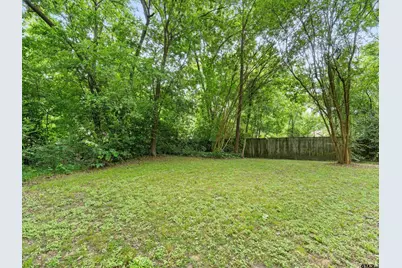 202 E College Street, Big Sandy, TX 75755 - Photo 23