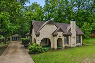 202 E College St, Big Sandy, TX 75755 - Photo 1