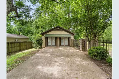 202 E College Street, Big Sandy, TX 75755 - Photo 15