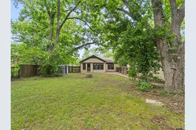 202 E College Street, Big Sandy, TX 75755 - Photo 21