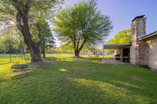 1129 Garden Dr, Longview, TX 75603 - Photo 23
