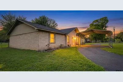 1129 Garden Dr, Longview, TX 75603 - Photo 1