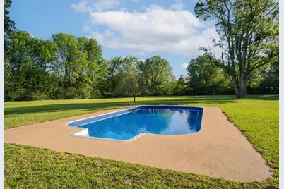 1129 Garden Dr, Longview, TX 75603 - Photo 19