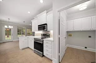5803 Cross Creek Circle, Tyler, TX 75703 - Photo 13
