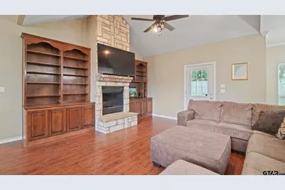 17391 Mary Martin Dr, Flint, TX 75762 - Photo 9