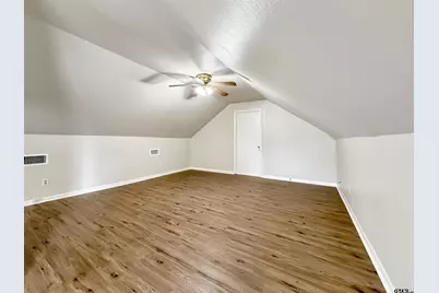 526 N Broad St., Chandler, TX 75758 - Photo 13