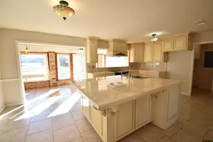 16640 Quiet Bay Dr, Tyler, TX 75707 - Photo 9